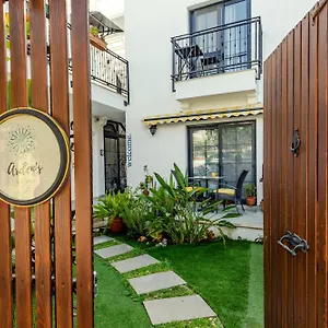 https://ardens-house.aegeanhotels.net