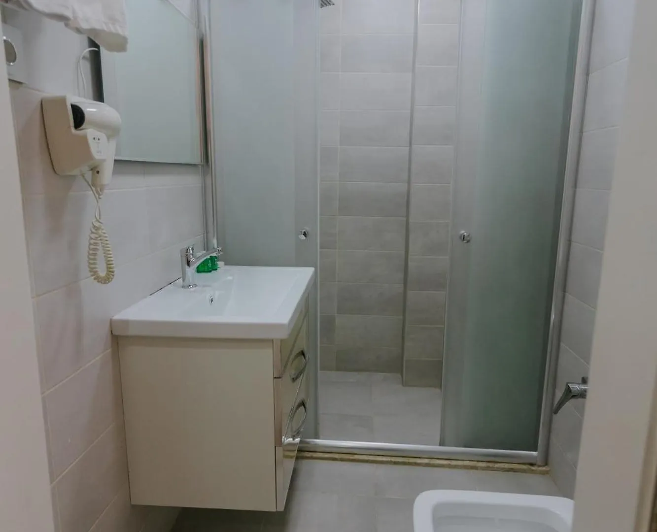 Madina-Zamzam Halal Hotels Group Baku