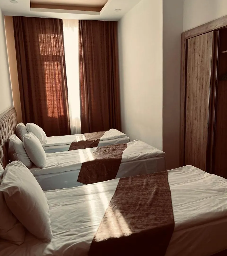 Madina-Zamzam Halal Hotels Group Baku 3*,